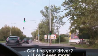 Горячая русская брюнетка умело оплачивает проезд в такси